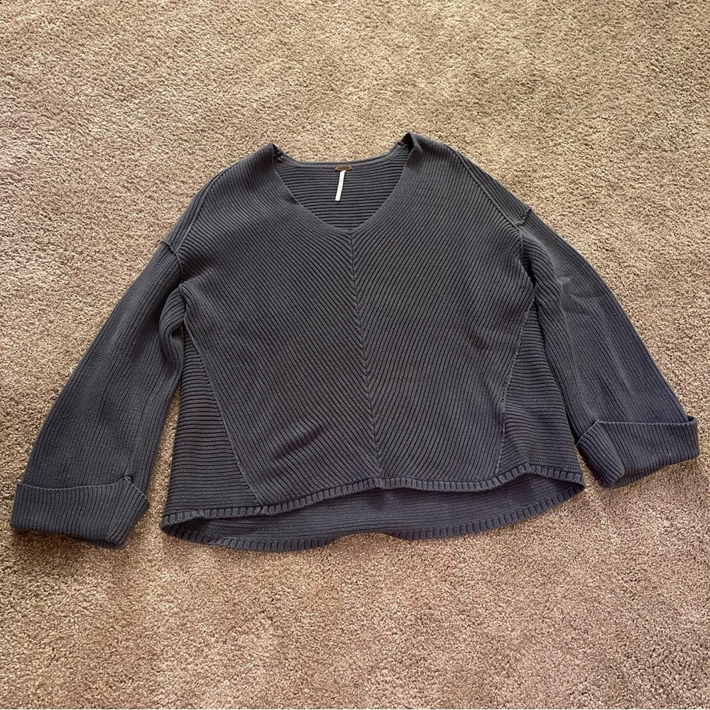 Free people v neck sweater